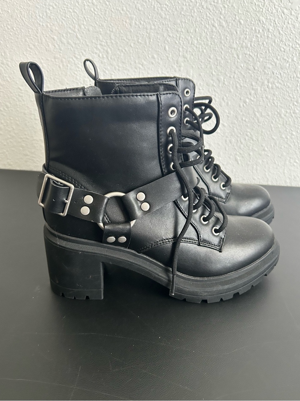 NO BOUNDARIES Size 8 Black Faux Leather Moto Heeled Boots